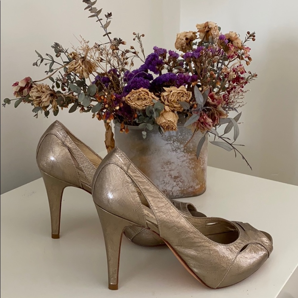 Gold heels